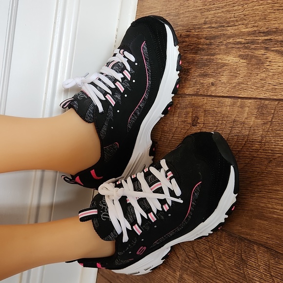 7.5 Wide Skechers D’Lites Black Pink Sketchers Delites Nursing Walking Casual - Picture 3 of 9